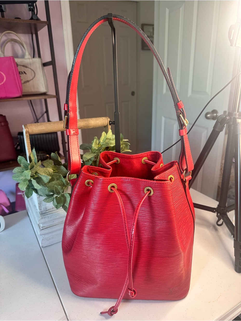 Louis Vuitton Red Epi Leather Drawstring Hobo Bag - Picture 9 of 11